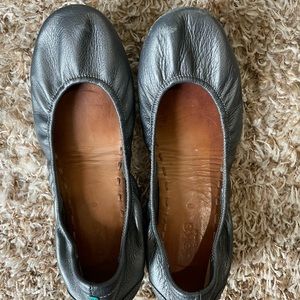 Tieks Pewter Size 9
